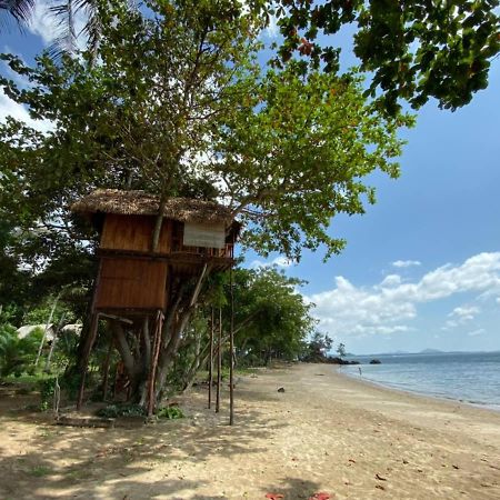 Kohjum Freedom Resort ジュム島 エクステリア 写真