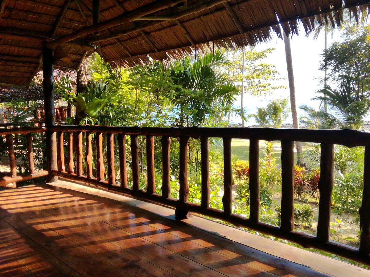 Kohjum Freedom Resort ジュム島 エクステリア 写真
